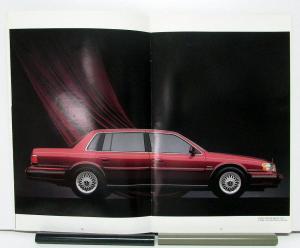 1990 Lincoln Continental Signature Series Sales Brochure & Specifications