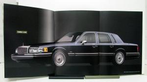 1992 Lincoln Town Car Sales Brochure & Specifications Oversized