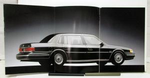 1993 Lincoln Continental Sales Brochure & Specifications Oversized