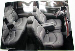 1995 Lincoln Town Car Sales Brochure & Specifications Oversized