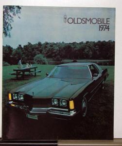 1974 Oldsmobile Toronado 98 Delta 88 Royal Cruiser Canadian Brochure French Text