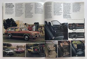 1975 Chevrolet Wagons Caprice Impala Bel Air Biscayne Canadian Sales Brochure