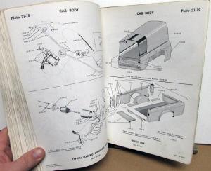 1962-63 Studebaker Truck Dealer Parts Catalog Book Series 7E 8E Original