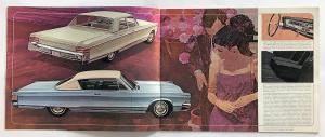 1967 Chrysler New Yorker 300 Newport Canadian Sales Brochure French Text