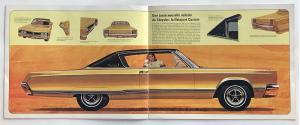 1967 Chrysler New Yorker 300 Newport Canadian Sales Brochure French Text