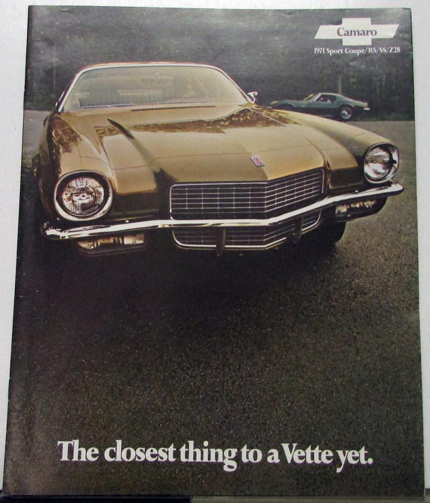 1971 Chevrolet Camaro Sport Coupe RS SS Z28 Color Sales Brochure Original