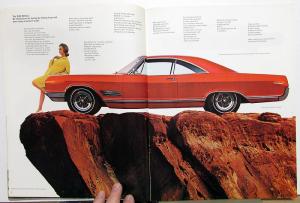 1966 Buick Sales Brochure Riviera Electra Wildcat LeSabre Skylark - Canadian