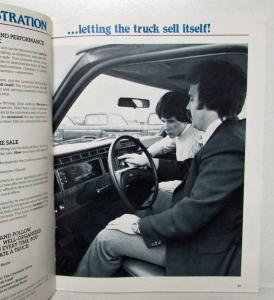 1982 Ford Light Truck Dealer Selling Manual