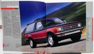 1987 Chevrolet Truck Dealer S-10 Blazer Prestige Over-Size Sales Brochure