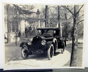 1919 Stutz Bearcat Press Photo In A Residential Area