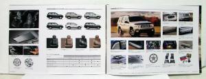 2004 Jeep Grand Cherokee Sales Brochure & Specifications In Japanese Text
