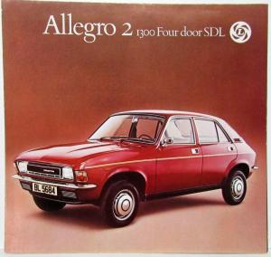 1975-1977 Austin Allegro 2 1300 Four Door SDL Sales Folder - French Text