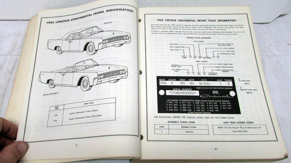 19601962 Lincoln Dealer Master Chassis & Body Parts Catalog Book