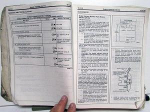 1990 Ford Crown Victoria Mercury Grand Marquis Lincoln Town Car Service Manual
