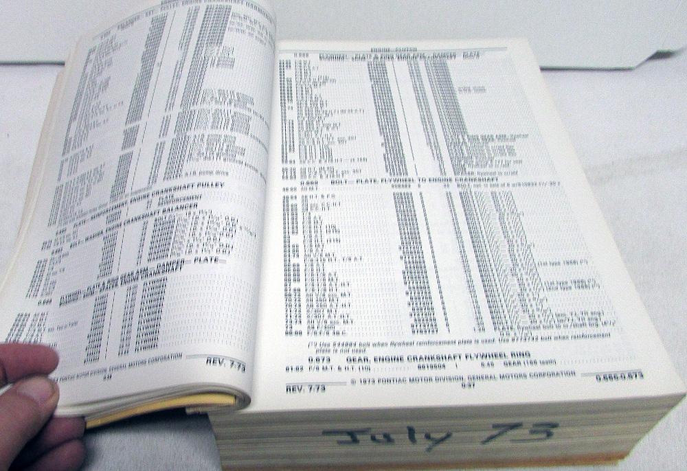 19551973 Pontiac Dealer Chassis & Body Parts & Accessories Catalog