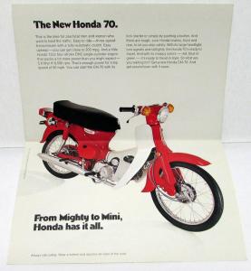 1970 Honda CM-70 Scooter Motorcycle Bike Dealer Sales Brochure 70 Folder
