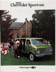 1971 Chevrolet Sportvan GS & GE 10 20 30 Truck Sales Folder Rev Aug 1970 Orig