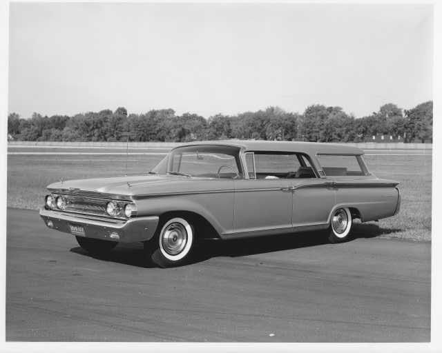 1960 Mercury Commuter 4-Door Model 77A Station Wagon Press Photo 0046