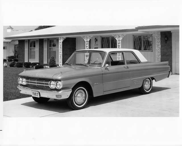 1962 Mercury Meteor Two-Door Press Photo and Release 0067