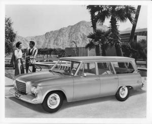 1963 Studebaker Fixed Top Standard Station Wagon Press Photo and Release 0041