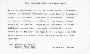 1967 Oldsmobile Delta 88 Holiday Coupe Press Photo and Release 0129
