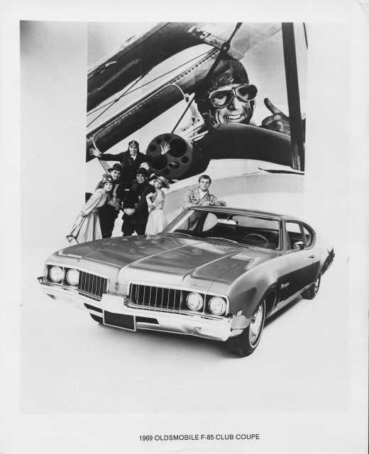 1969 Oldsmobile F-85 Club Coupe Press Photo 0157