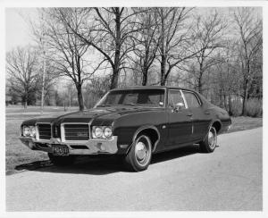 1971 Oldsmobile F-85 Town Sedan Press Photo 0181