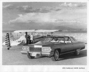 1976 Cadillac Coupe DeVille Press Photo and Release 0023
