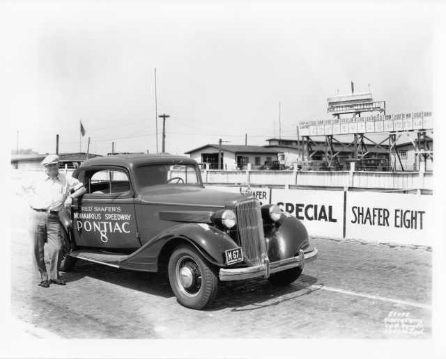 1934 Pontiac 8 at Indianapolis Motor Speedway Photo 0012