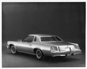 1976 Pontiac Grand Prix Press Photo 0035