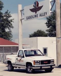 1989 GMC Sierra Sportside Pickup Indy 500 Support Truck Color Press Photo 0037