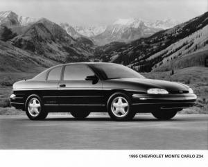 1995 Chevrolet Monte Carlo Z34 Press Photo 0028