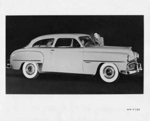 1951 Dodge Wayfarer Sedan Press Photo and Release 0036