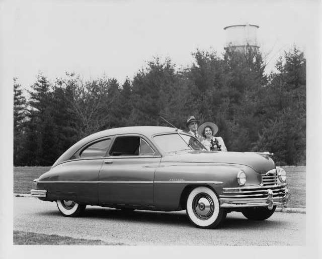 1949 Packard Clipper Club Sedan Press Photo 0006