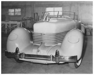 1937 Cord Photo 0002