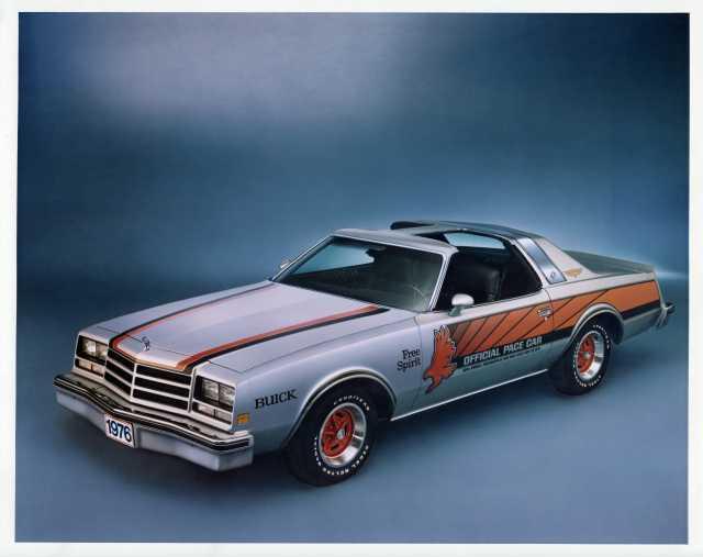 1976 Buick Century Indianapolis 500 Official Pace Car Press Photo 0087 - Color