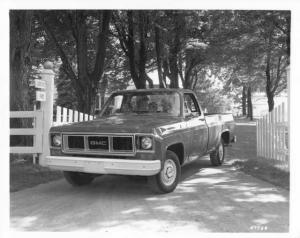 1973 GMC 1500 Pickup Truck Factory Press Photo 0017