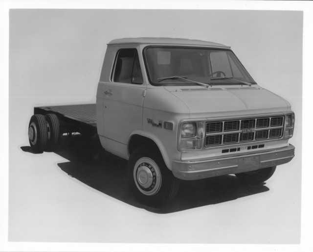 1978 GMC Truck Vandura Chassis Factory Press Photo 0034