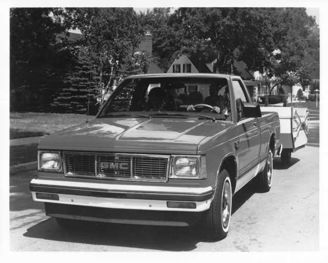 1982 GMC Truck S-15 Pickup Factory Press Photo 0040