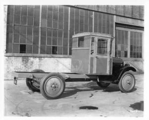 1917 GMC Truck Chassis Factory Press Photo 0051