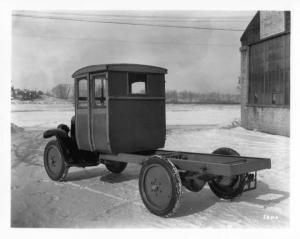 1917 GMC Truck Chassis Factory Press Photo 0052