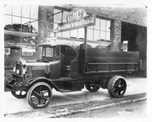 1920-1926 GMC Truck K-17 at GM Service & Truck Co Factory Press Photo 0077