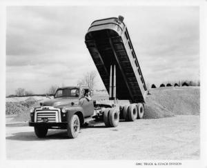 1950 GMC Truck 450 Dump Factory Press Photo 0095