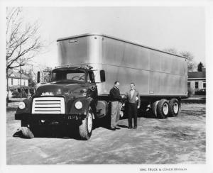 1950 GMC Truck Tractor Trailer Factory Press Photo 0097
