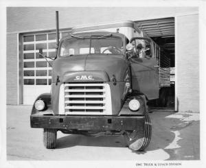 1954 GMC Truck DFW620 COE Factory Press Photo 0105