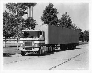 1972 GMC Truck Astro 95 Cabover Factory Press B&W Photo 0113