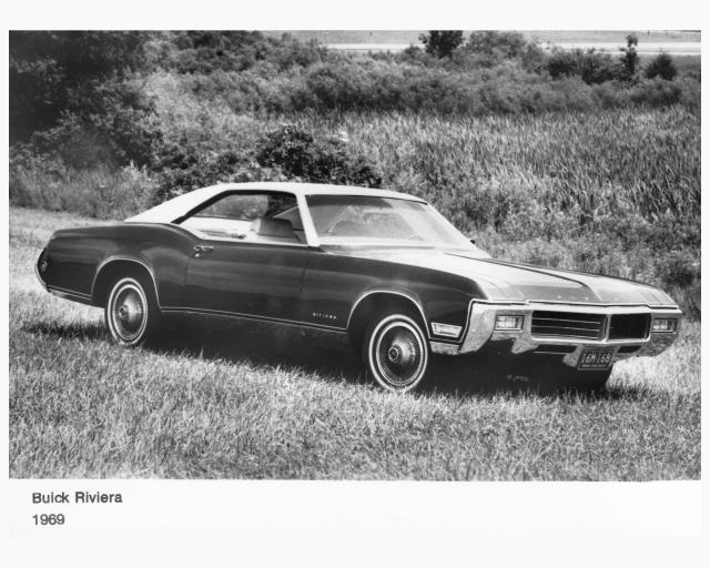 1969 Buick Riviera Press Photo 0096