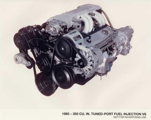 1985 Chevrolet 350 Cu In Tuned-Port Fuel Inj V8 Engine Color Press Photo 0113