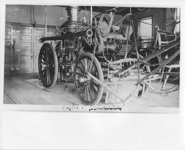 1890-1920 Era Steam Fire Engine Photo 0005