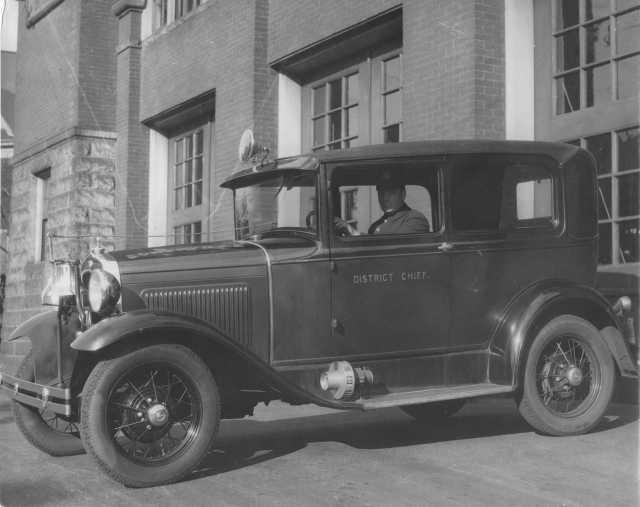 1920s Era Ford Fire Chief Car - Somerville Fire Department Press Photo 0017